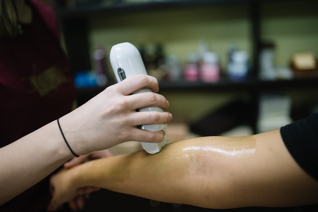 Tout savoir sur l’épilation à la cire chaude